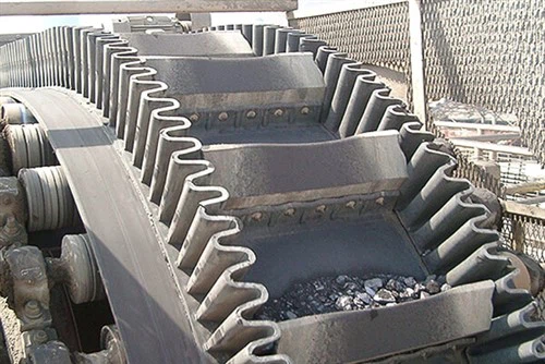 Sivuseinän kuljetin